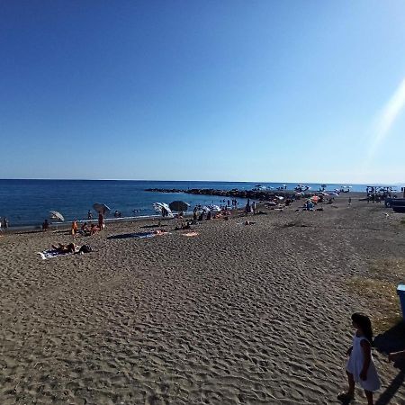 Appartamento Bellavista Вентимилья Экстерьер фото