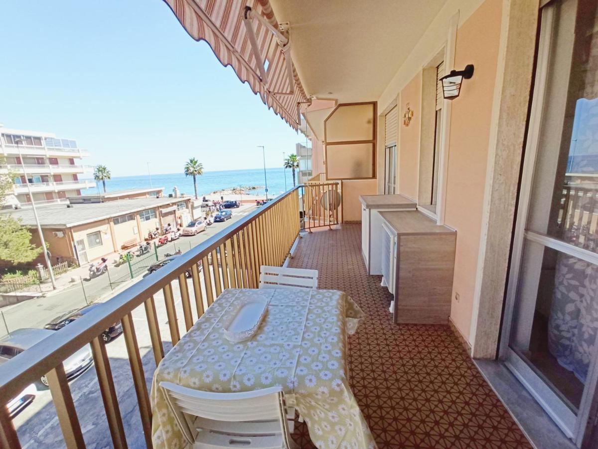 Appartamento Bellavista Вентимилья Экстерьер фото